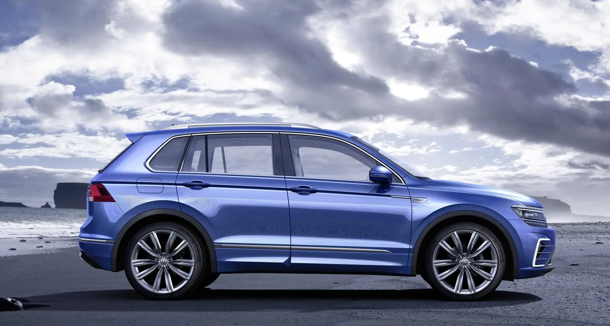 Volkswagen Tiguan GTE Concept - 11