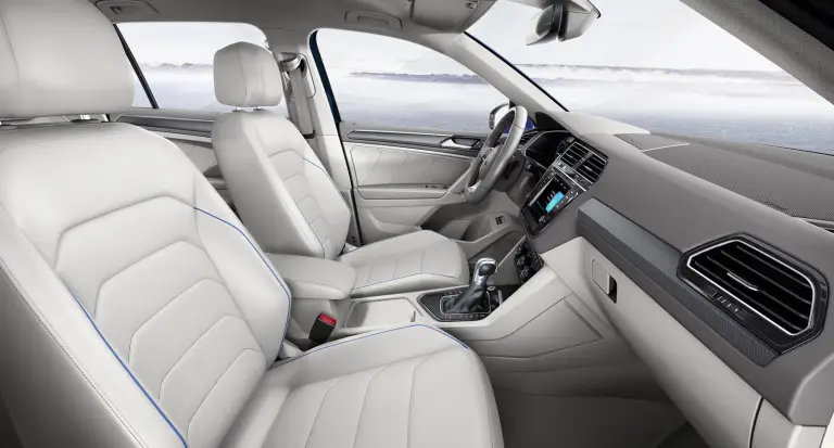 Volkswagen Tiguan GTE Concept - 14