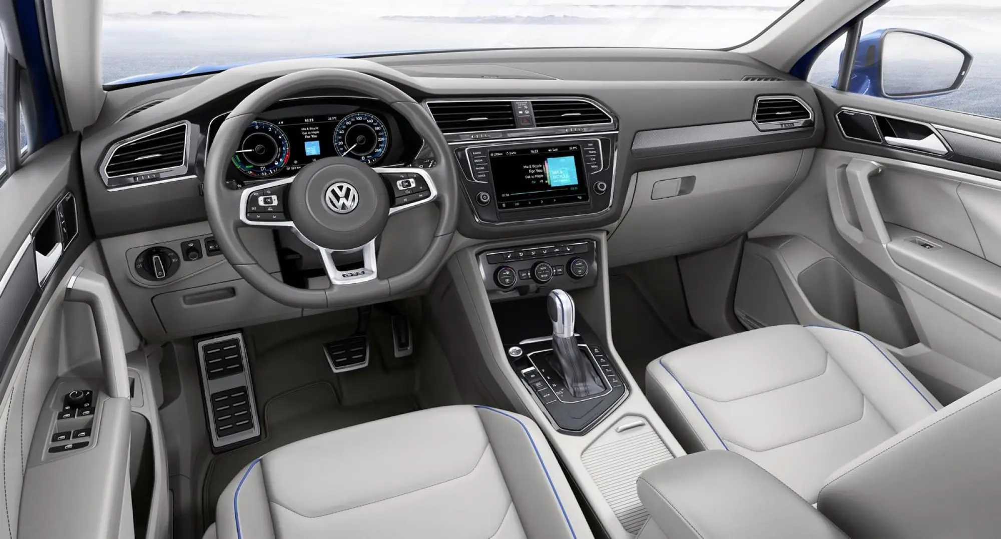 Volkswagen Tiguan GTE Concept - 2