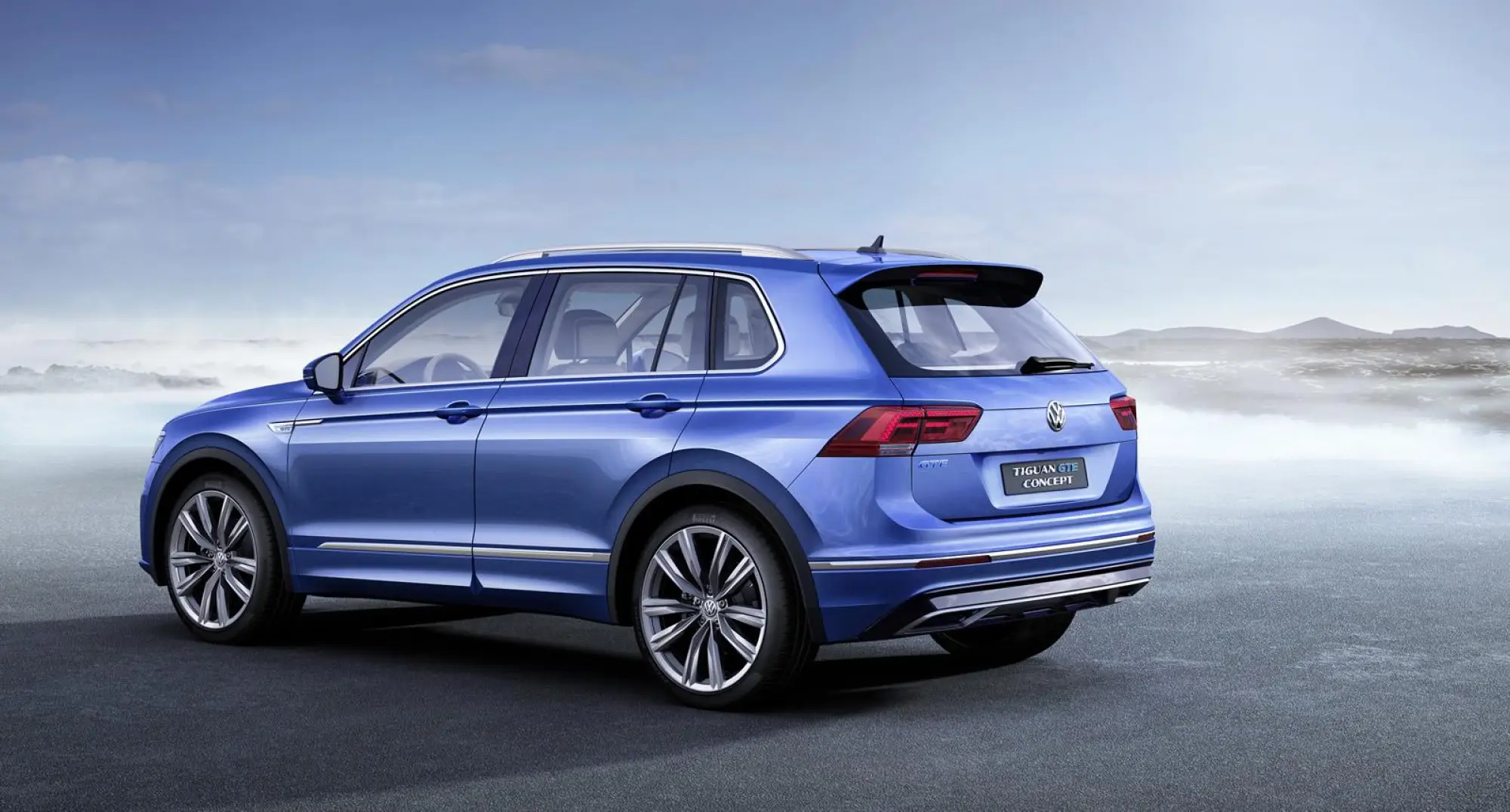 Volkswagen Tiguan GTE Concept - 8