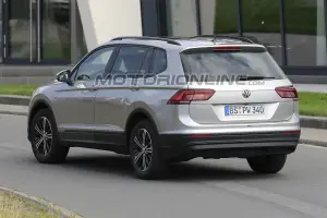 Volkswagen Tiguan LWB (foto spia 15-08-2016)