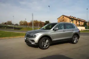 Volkswagen Tiguan - Prova su strada 2017