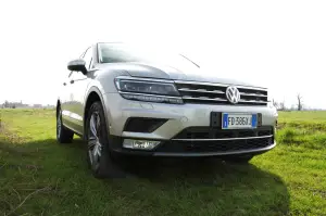 Volkswagen Tiguan - Prova su strada 2017