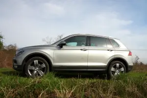 Volkswagen Tiguan - Prova su strada 2017