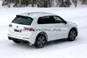 Volkswagen Tiguan R - Foto spia 19-2-2020