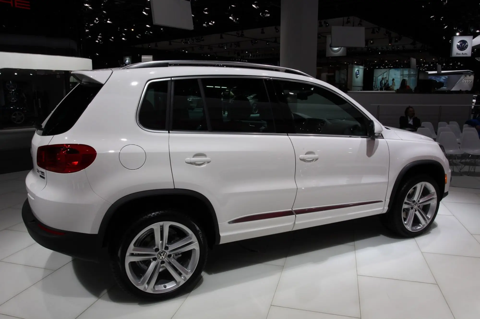 Volkswagen Tiguan R Line - Salone di Detroit 2013 - 3