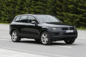 Volkswagen Touareg 2014 - Foto spia 24-06-2013 - 3