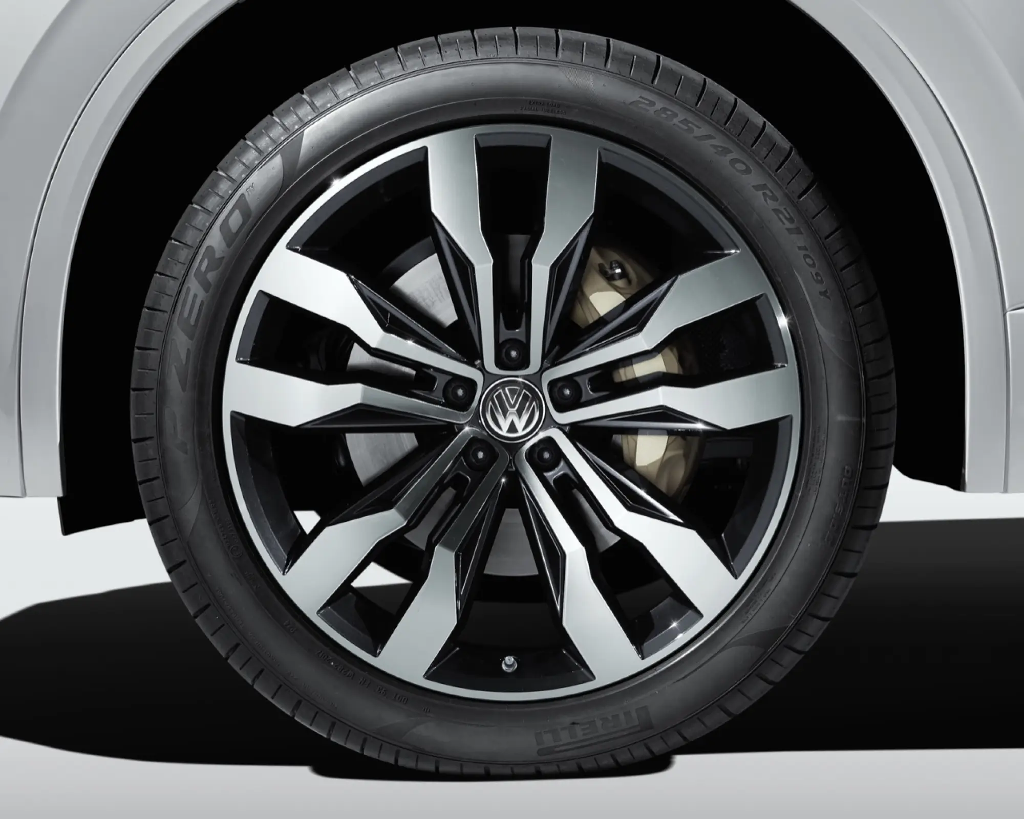 Volkswagen Touareg 2019 - 18