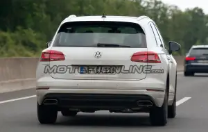 Volkswagen Touareg MY 2018 - Foto spia 01-06-2017
