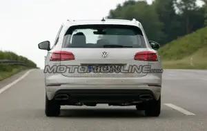 Volkswagen Touareg MY 2018 - Foto spia 01-06-2017