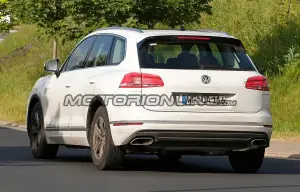 Volkswagen Touareg MY 2018 - Foto spia 01-06-2017