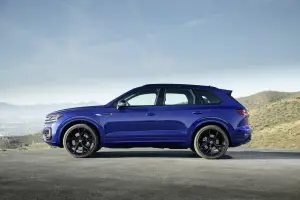 Volkswagen Touareg R  - 21