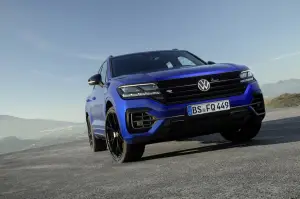 Volkswagen Touareg R  - 22