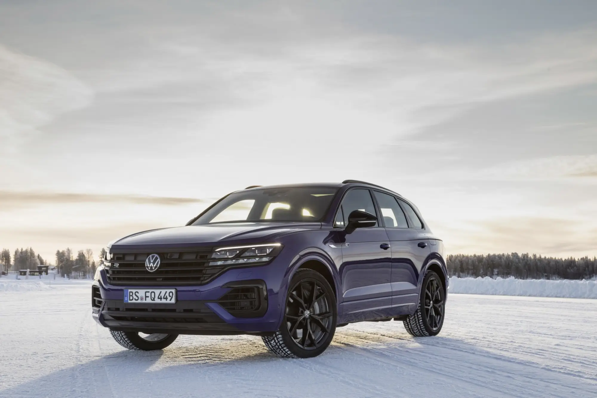 Volkswagen Touareg R  - 56