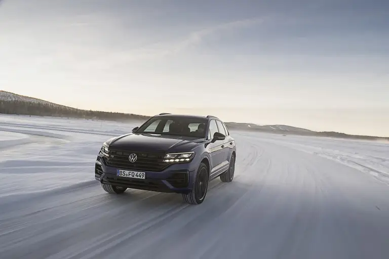 Volkswagen Touareg R  - 69