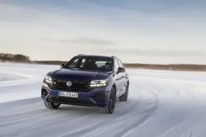 Volkswagen Touareg R  - 71