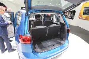 Volkswagen Touran MY 2015 - Salone di Ginevra 2015 - 3