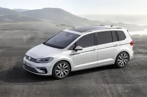 Volkswagen Touran MY 2015 - 1
