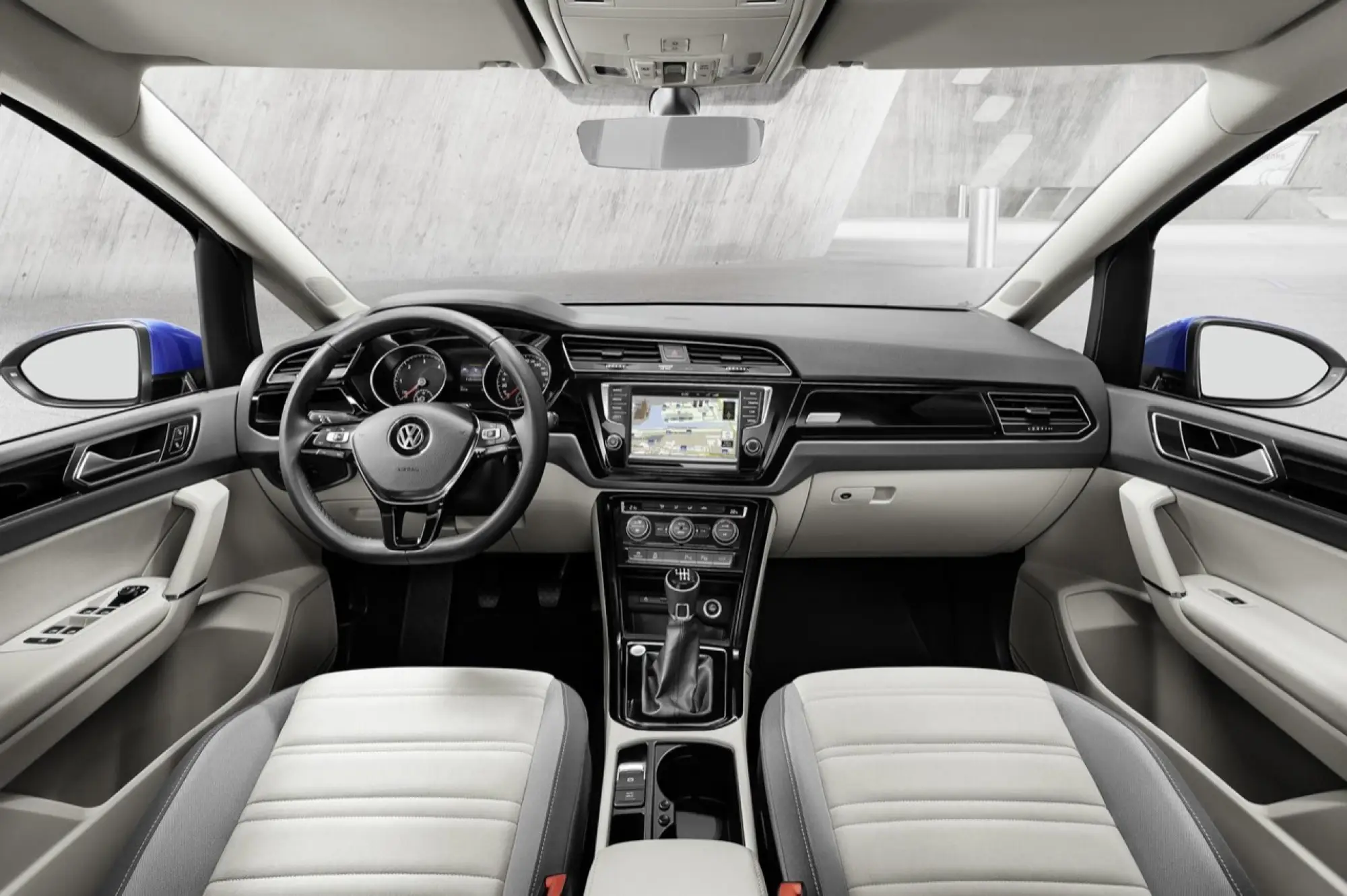 Volkswagen Touran MY 2015 - 7