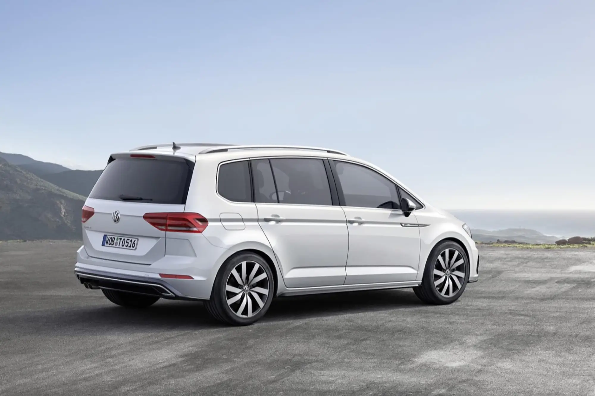 Volkswagen Touran MY 2015 - 12