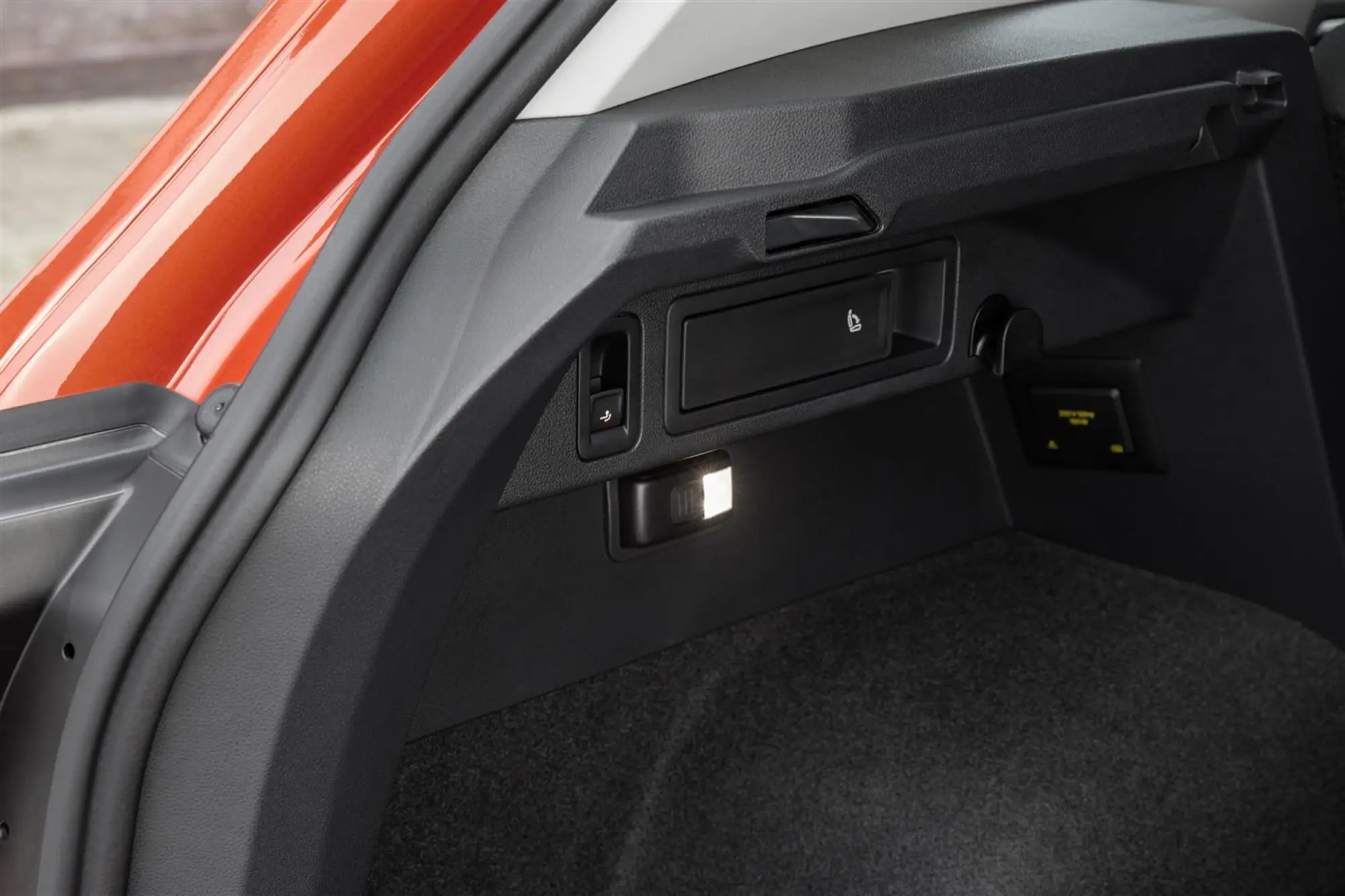 Volkswagen - Trailer Assist - 8