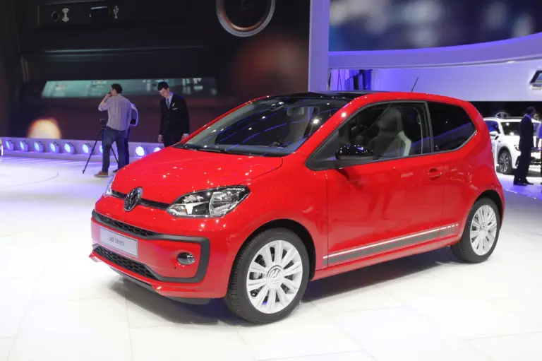 Volkswagen Up! Beats - Salone di Ginevra 2016 - 3