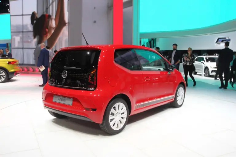 Volkswagen Up! Beats - Salone di Ginevra 2016 - 7