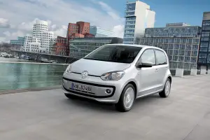 Volkswagen Up! cinque porte nuove immagini