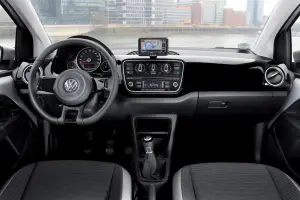 Volkswagen Up! cinque porte nuove immagini