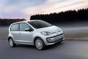 Volkswagen Up! cinque porte nuove immagini