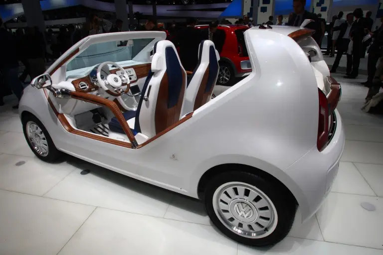 Volkswagen up! electric concept - Salone di Francoforte 2011 - 8