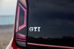 Volkswagen Up GTI 2018 - 30