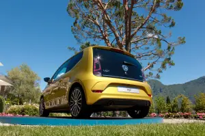 Volkswagen up! MY 2016 - Primo contatto - 23