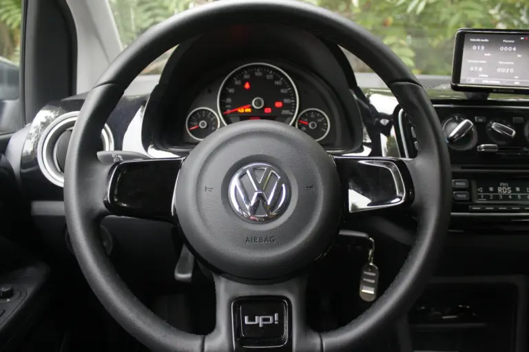 Volkswagen Up! - Prova su strada 2012 - 38