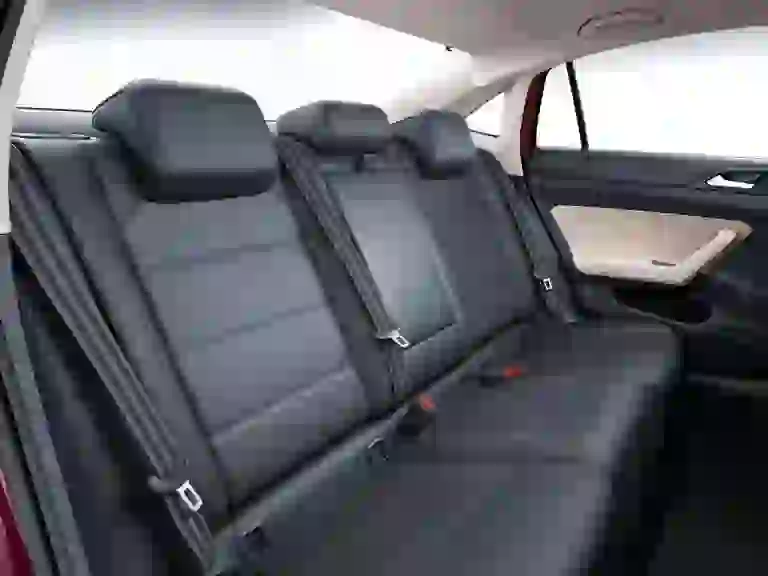 Volkswagen Virtus - Foto - 10