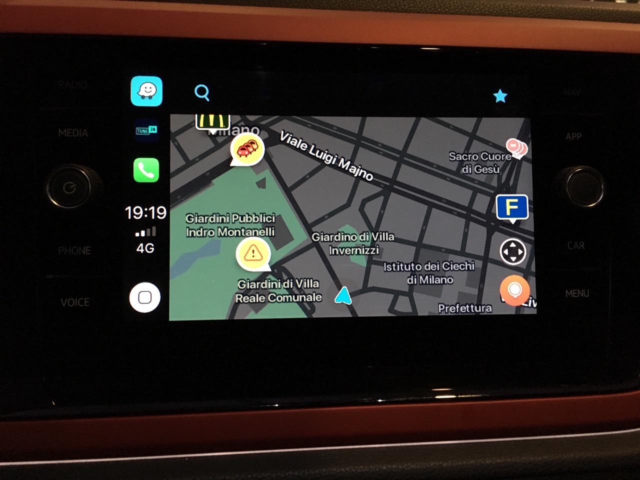 Volkswagen Waze - Milano
