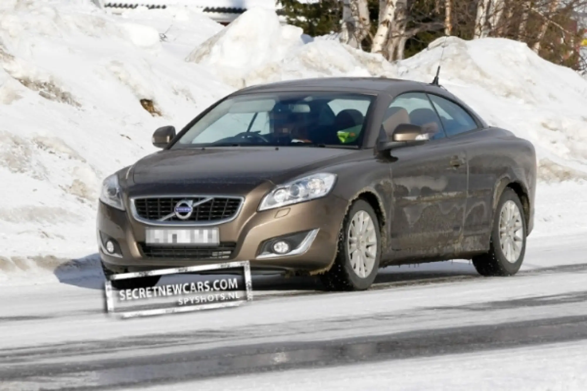 Volvo C70 spy - 1