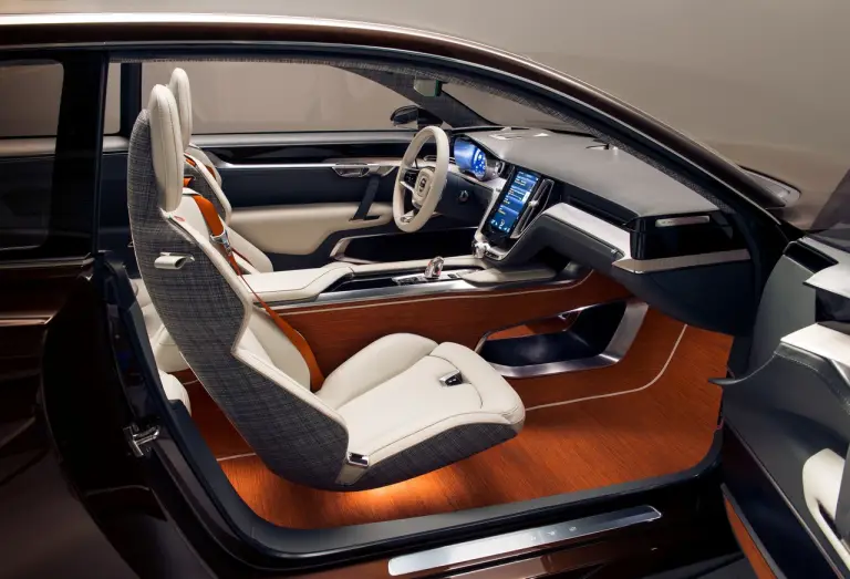 Volvo Concept Estate - 48