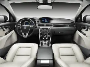 Volvo Model year 2012 - 6