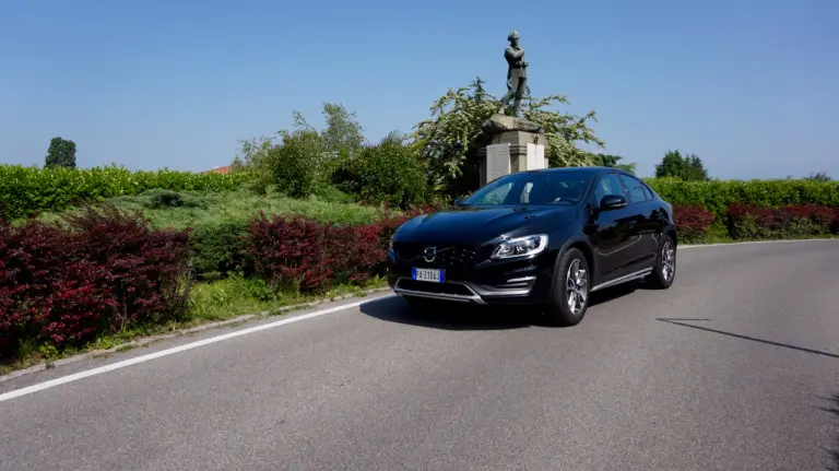 Volvo S60 Cross Country - Prova su strada - 99