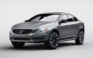 Volvo S60 Cross Country - 3