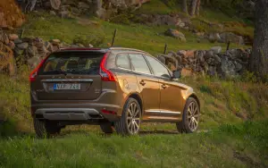 Volvo S60 e XC60 - Massimo punteggio test impatto frontale