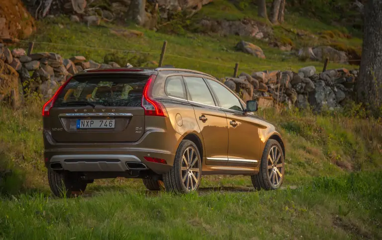 Volvo S60 e XC60 - Massimo punteggio test impatto frontale - 2