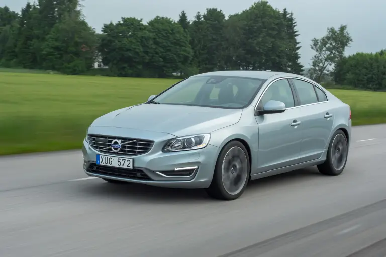 Volvo S60 e XC60 - Massimo punteggio test impatto frontale - 4