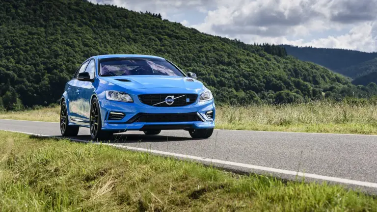 Volvo S60 Polestar 2017 - 2