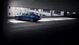 Volvo S90 e V90 R-Design