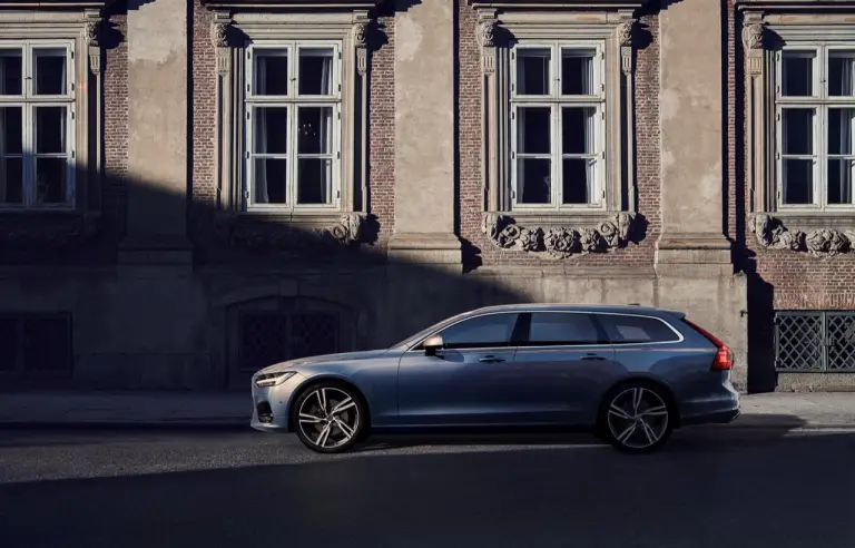 Volvo S90 e V90 R-Design - 21
