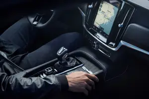 Volvo S90 e V90 R-Design