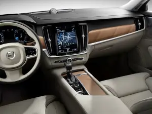 Volvo S90 - interni ed esterni