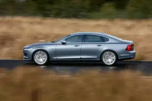 Volvo S90 - interni ed esterni